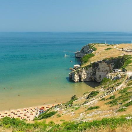 Appartamenti - Spiaggia Zaiana ペスキチ エクステリア 写真