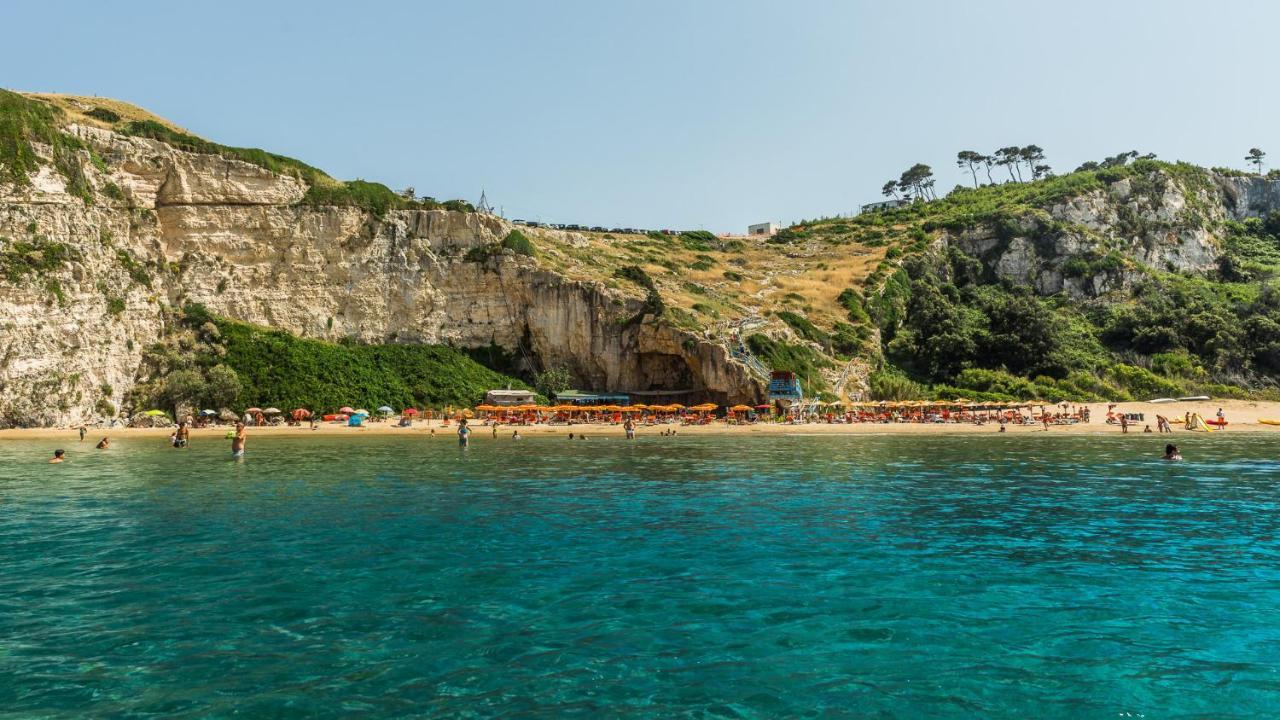Appartamenti - Spiaggia Zaiana ペスキチ エクステリア 写真