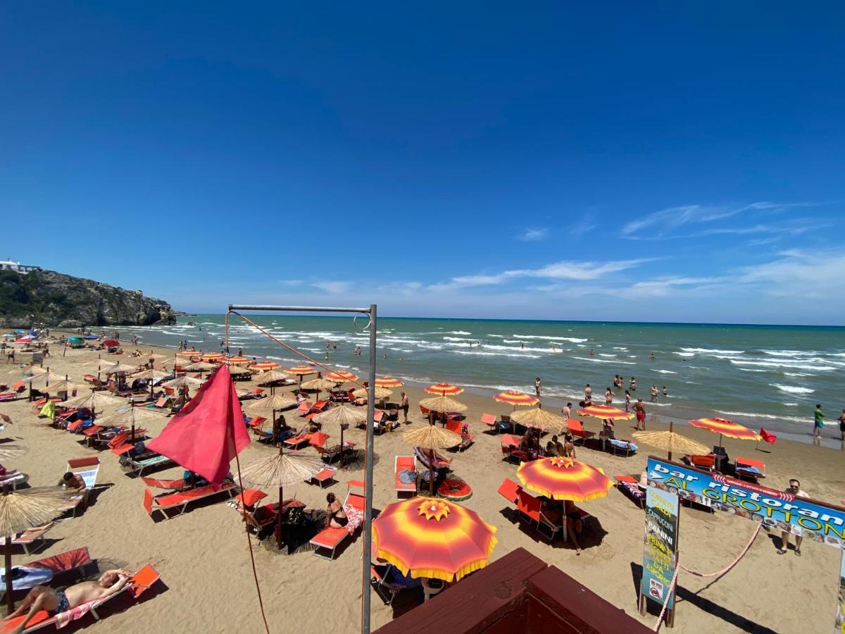 Appartamenti - Spiaggia Zaiana ペスキチ エクステリア 写真